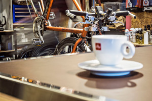Cykelverkstad och café